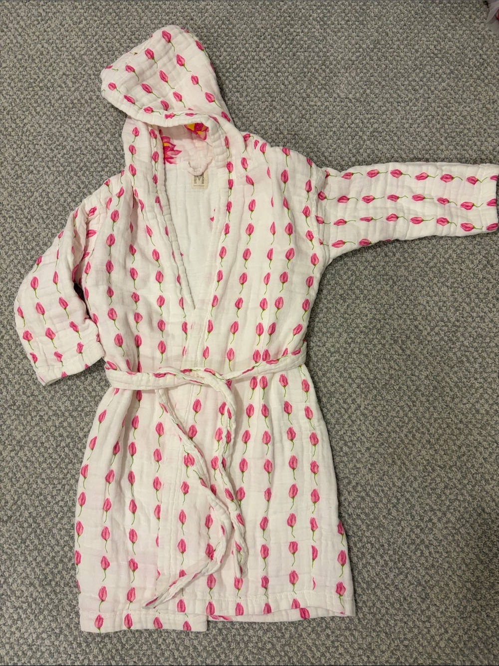 Kids MALABARBABY Hooded Bath Robe in White with tulips and water lilies
